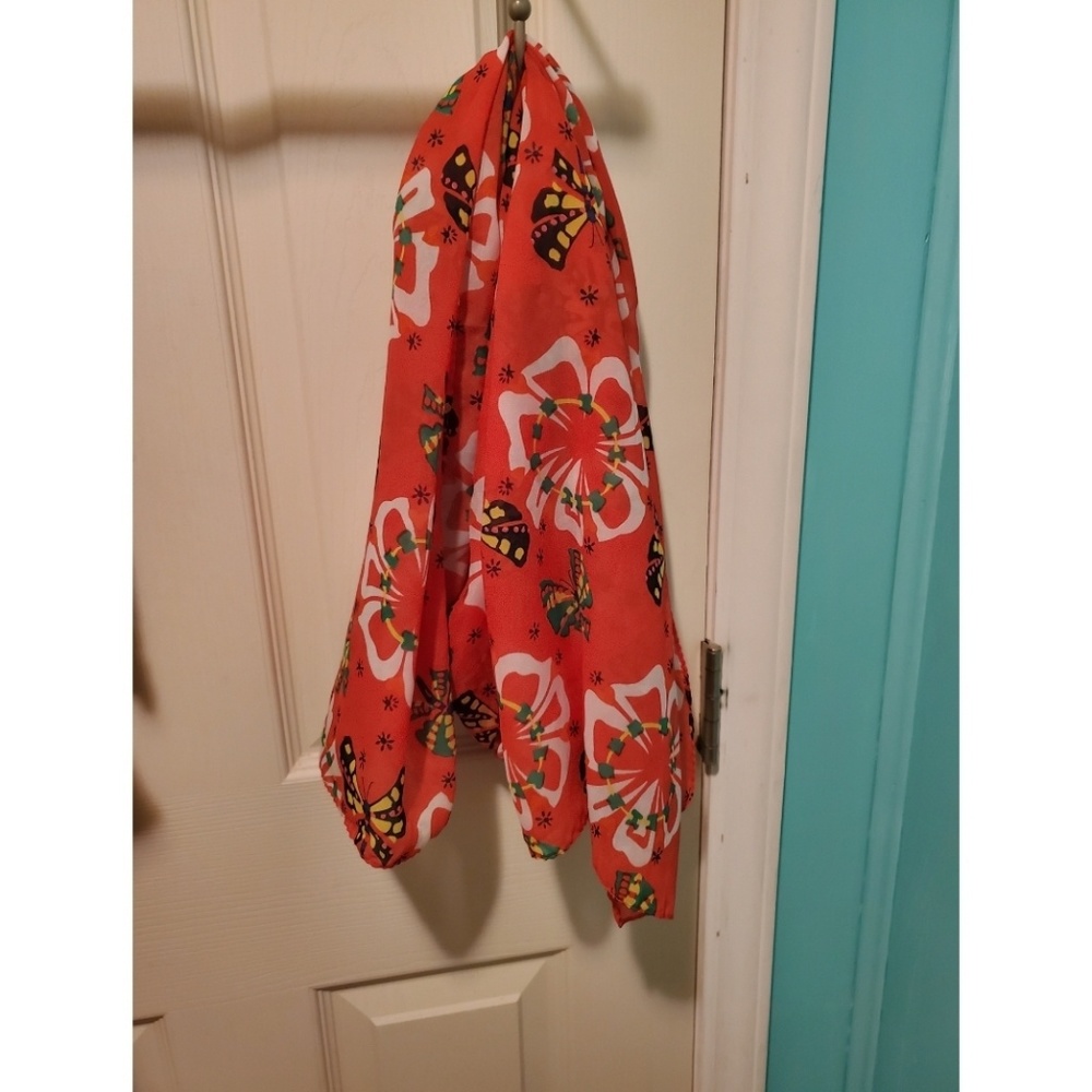 Polyester Scarf - Picture 2 of 3